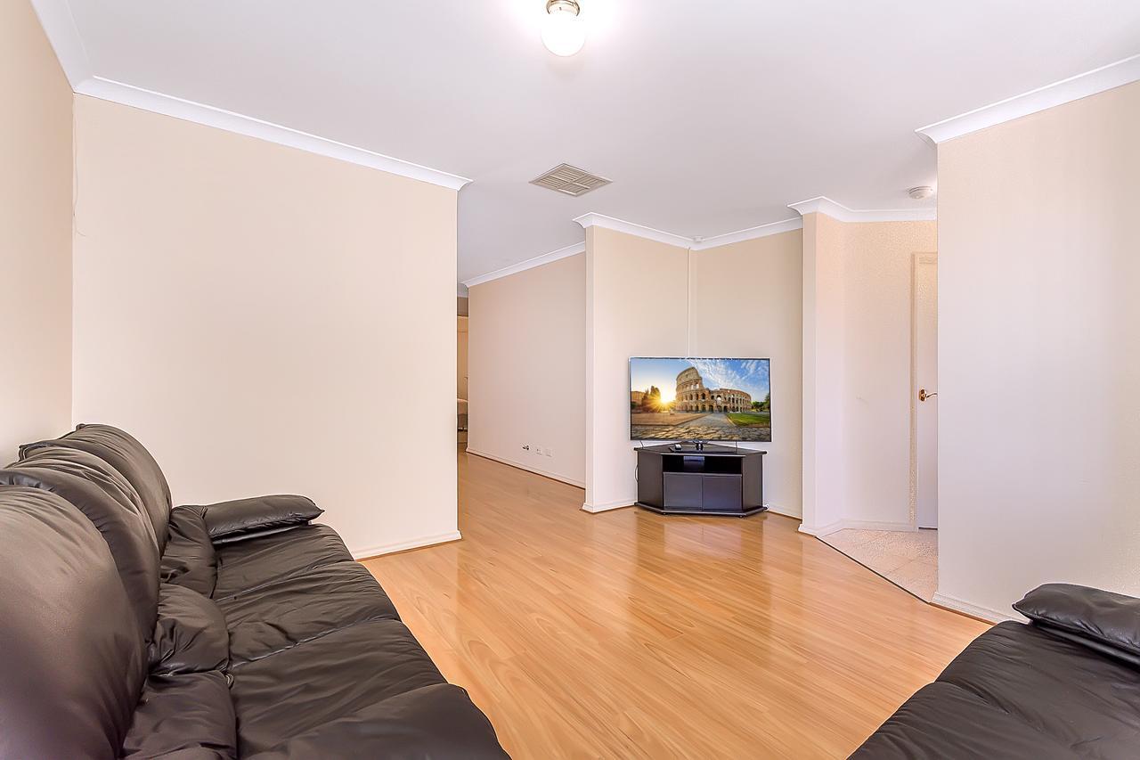 City Heights Perth Exterior foto