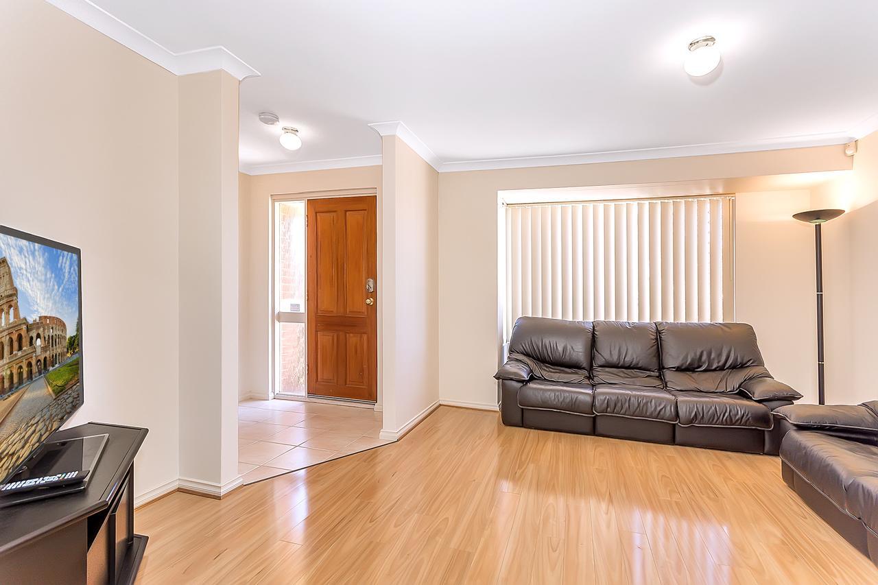 City Heights Perth Exterior foto